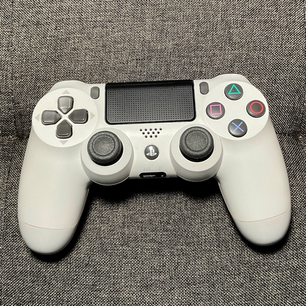 White PS4 Dual Shock controller